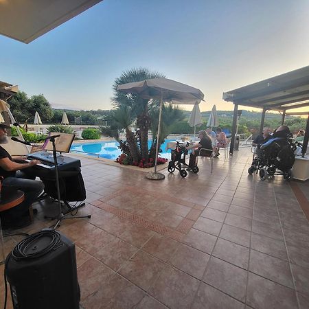 Eria Resort For People With Special Abilities Maleme Exteriér fotografie